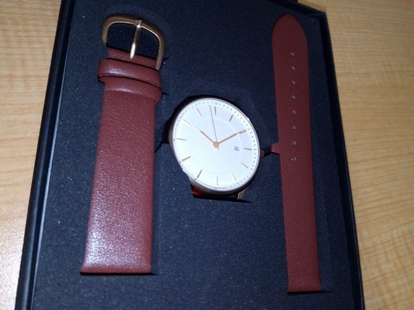 Lagom Watchesの上下ベルト・文字板